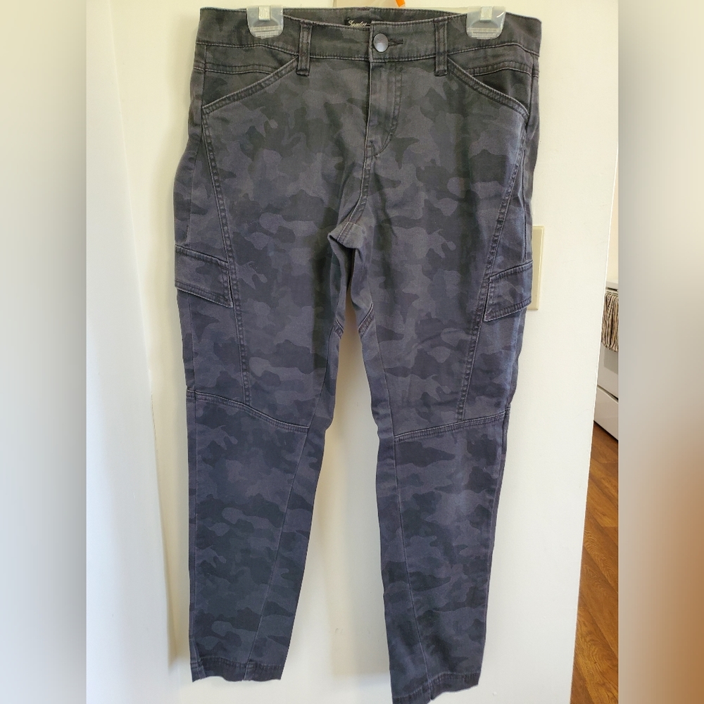 Zero Posur Camouflage Black and Gray SZ 10